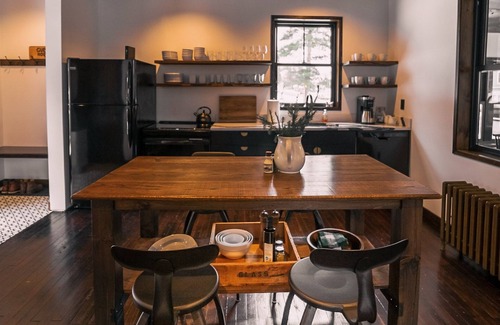 Speculator House | Explore Speculator Village: Pet-Friendly Stay with Beach Access