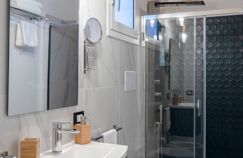 Villa Grazia di Carini Villa | New sea view villa with air conditioning, Wi-Fi garden and car parking