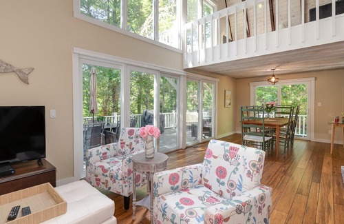 New Seabury House | New Seabury-Bright Coves-Exceptional Secluded Private Home