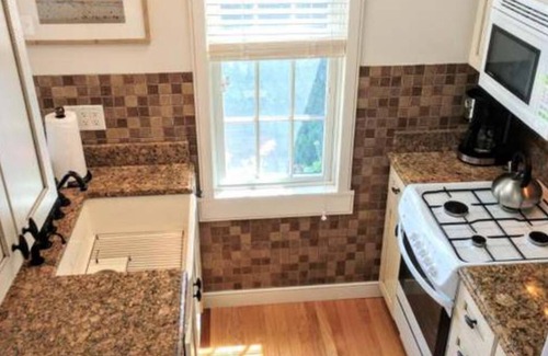 Mashpee Cottage | New Seabury Cottage: Ocean Views & Steps to Private Beach