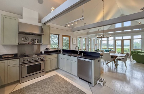 East Norwalk House | New! Shore Haven Special: 20% Off!