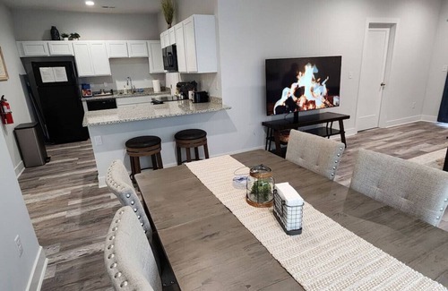 Bel Aire House | Cozy 3-Bedroom Retreat with Family-Friendly Amenities