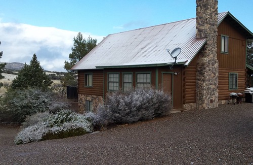 Elgin House | Escape to Sonoita/Elgin Wine Country: Cozy Getaway Awaits