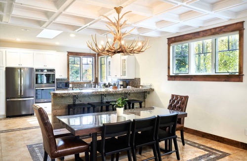 The Reserve House | Bright Home with Mountain Views & Top Amenities Await You