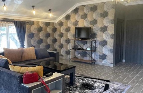 Arinj Villa | New Villa with Garden & Ararat View - Perfect for Families