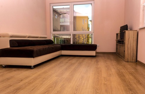Burgas Center Apartment | Discover New Star Residence with Breakfast & Kitchen Amenities
