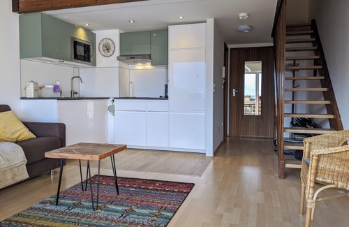 Mitterbach Apartment | Cozy Studio Berglaune with Majestic Mountain Views