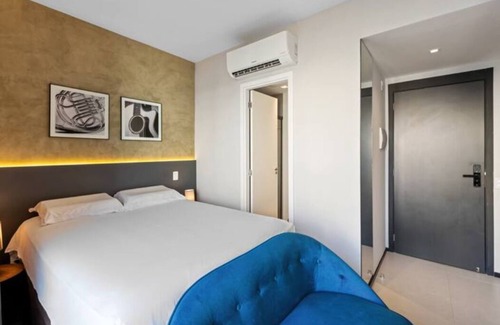 Vila Buarque Apartment | Modern Studio with Fast Internet, Near Metro & Great Amenities