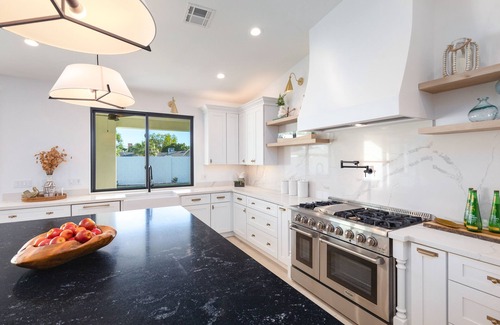 Camelback East House | Explore the Elegant Biltmore Neighborhood Home with Pool
