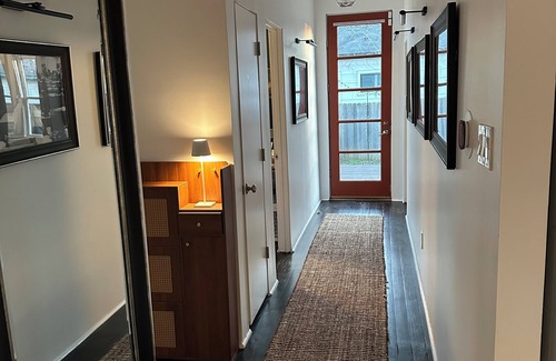 Hancock House | NEW Style & Comfort - 2 miles to downtown, 5 blocks to cute cafes, bars