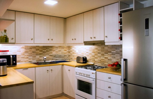 Thissio Apartment | Stylish 5BD Apartment with Acropolis View & Top Amenities