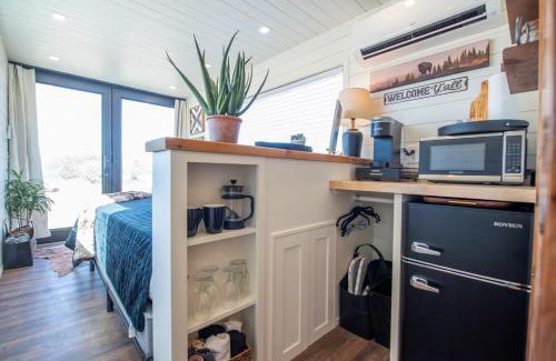 Alpine House | Unforgettable Stay at The Buffalo-Shipping Container in Alpine