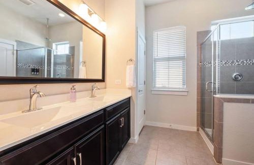Tobin Hill House | Discover The Courtland: Pet-Friendly Retreat with Garage