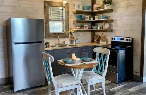 Fort Towson Cabin | ~New The Ranch Cabin on 80 acre horse ranch~Peaceful~ With Fishing Pond.