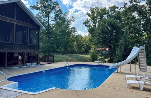 Coker House | New to the market and available for all BAMA games.