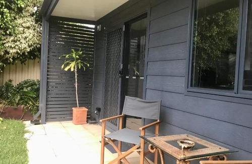 Morley House | Relaxing 2BR Guest House with Hot Tub & Kitchen Access