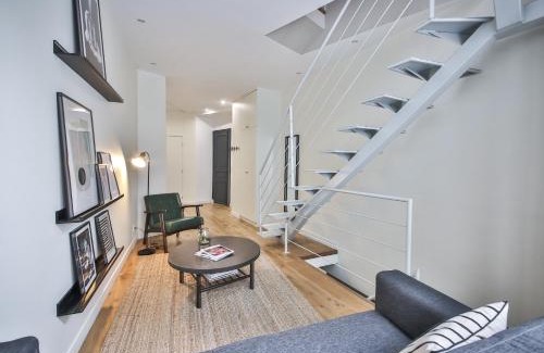 Ternes Apartment | Modern Triplex Near Porte Maillot - Family-Friendly Stay