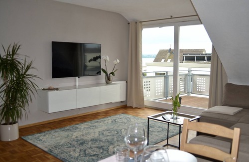 Unteruhldingen Apartment | Guest Rated 10/10: Uhldinger Seestern Holiday Apartment