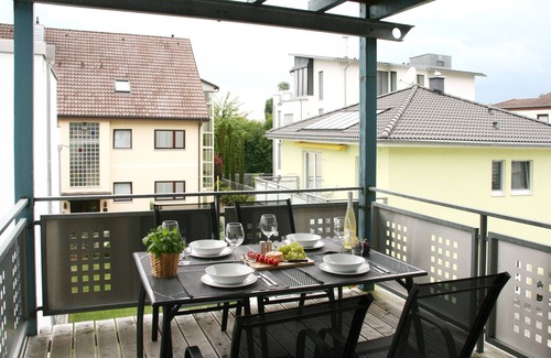 Unteruhldingen Apartment | Family-Friendly Uhldinger Home Port with Oceanfront Views