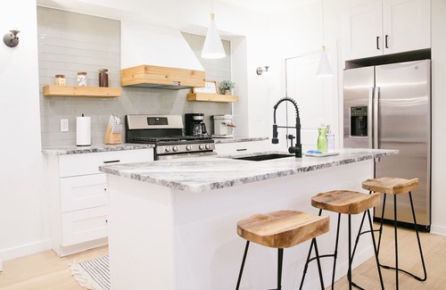Kansas City House | Historic Retreat with Game Room & Top Amenities Await