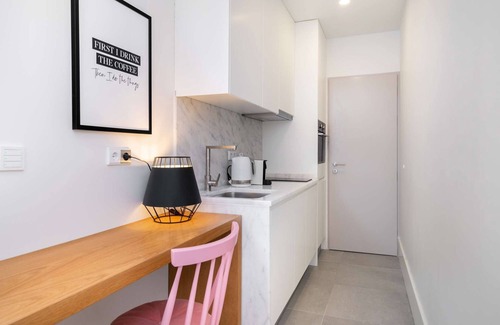 Centro / Baixa Apartment | Top-Rated Urban Retreat - Enjoy Breakfast and Spa Access