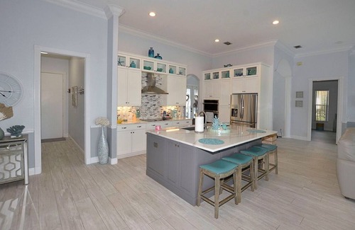 Vero Beach House | Vero Islander: Relax by the Beach with Private Pool Access