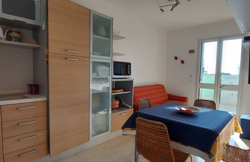 Torre dell'Orso Apartment | Relaxing Villa with Pool & Garden Just Steps from the Beach