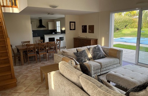 Saint-Reverend Villa | New villa JADE 8 pers swimming pool in the heart of the Golf of St Gilles Croix de Vie