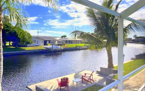 Caloosahatchee House | Experience Villa Rosa & Lucia: Oceanfront with Pool Access