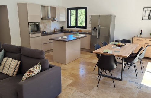 Barjac Villa | Modern Villa with Private Pool and Ocean View in Barjac