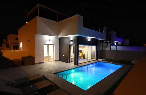 Daya Nueva Villa | Contemporary Villa with Rooftop Pool and Ocean Views