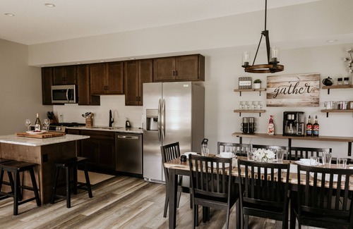 Ellicottville House | Explore Our New Virtual Tour: 3 Bed, Family-Friendly Retreat