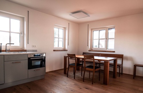 Stephanskirchen Apartment | NEW: VISITALPS roof terrace apartment Gutshof am Simssee