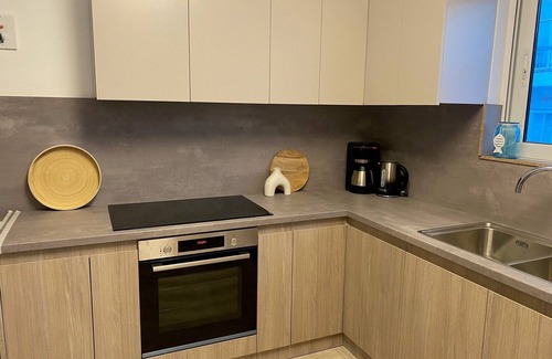 Petaloudes Apartment | New - Walk to Beach, Sites, City - Rhodes Town Apt
