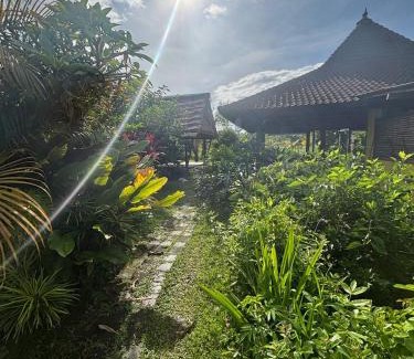 Mambal House | New Waroeng Tenggale