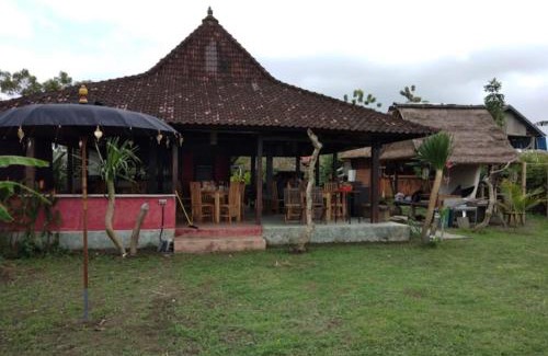 Mambal House | New Waroeng Tenggale