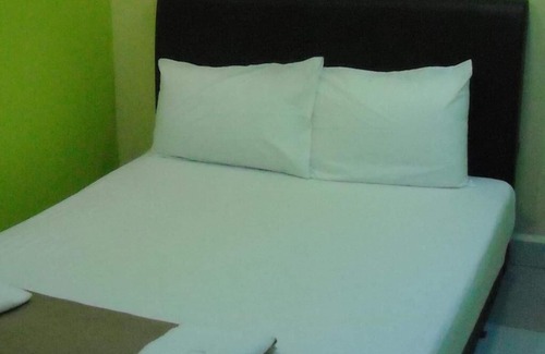 Nilai Hotel | Budget-Friendly Stay at New Wave Hotel Nilai 1 with Breakfast
