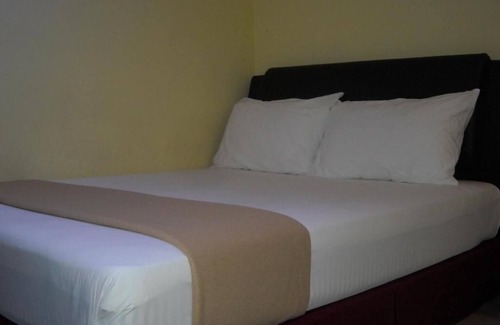 Nilai Hotel | Budget-Friendly Stay at New Wave Hotel Nilai 1 with Breakfast