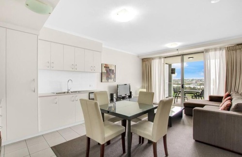 Woodend Apartment | Inviting 1BR Retreat Ideal for Family Getaways