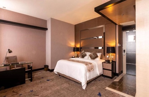 Bintulu Hotel | Discover New World Suites: Family-Friendly Comfort Awaits