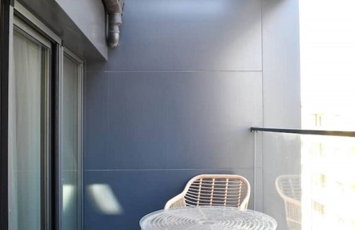 Sofia Apartment | Modern New York Apartment with Convenient Parking