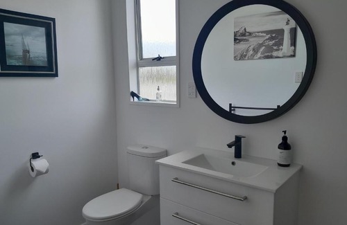 Marton Apartment | Experience New York Vibes at Marton Hotel with Family Amenities