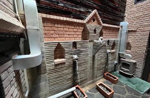 Thamel House | Pet-Friendly Comfort at NEWA:INN with Morning Breakfast