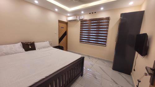 Udumbanchola Villa | Newcastle Holidays Resorts-First Floor with 2 Bedrooms Living Dining Balcony-6 Guests- Near Munnar Idukki