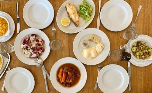 Sherborne Hotel | Exceptional Newell Bistro and Rooms: Breakfast Included