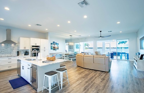 Lake Placid House | Guest Rated 10/10: Lake June Home with Dock & Hot Tub