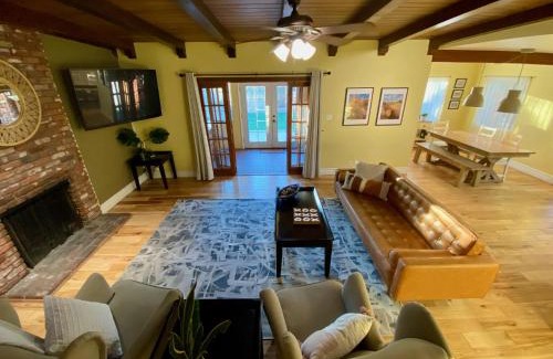 Las Vegas House | Modern Ranch Retreat with Pool & Hot Tub Near the Strip