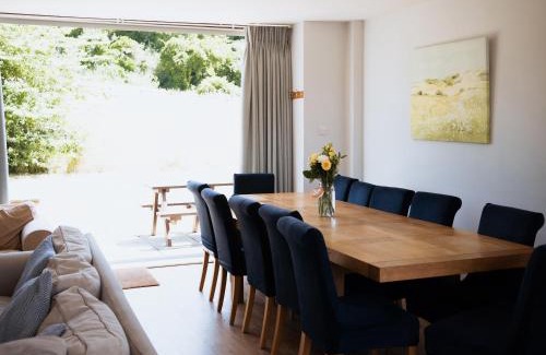 Blandford Forum House | Discover Newfield Farm Cottages: Pet-Friendly Retreat