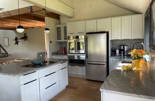 Hebron House | Newfound Lake Views with Pool, Breakfast & Pet Friendly