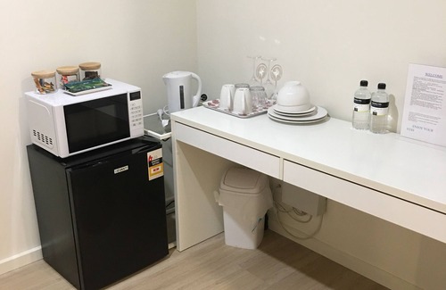 Encounter Bay Apartment | Relax at Newland View: Oceanfront Bliss Near Encounter Lakes